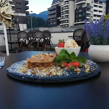 Im Poiana Апартаменти